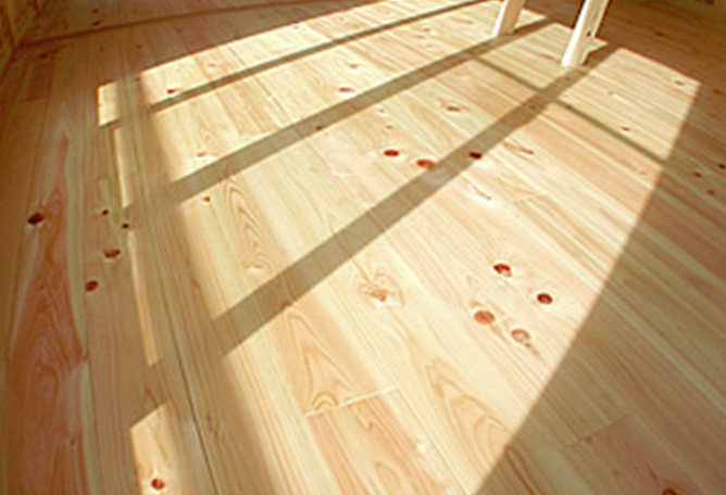 本物なのにローコスト