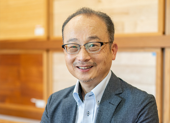 代表取締役 洪水 浩巳